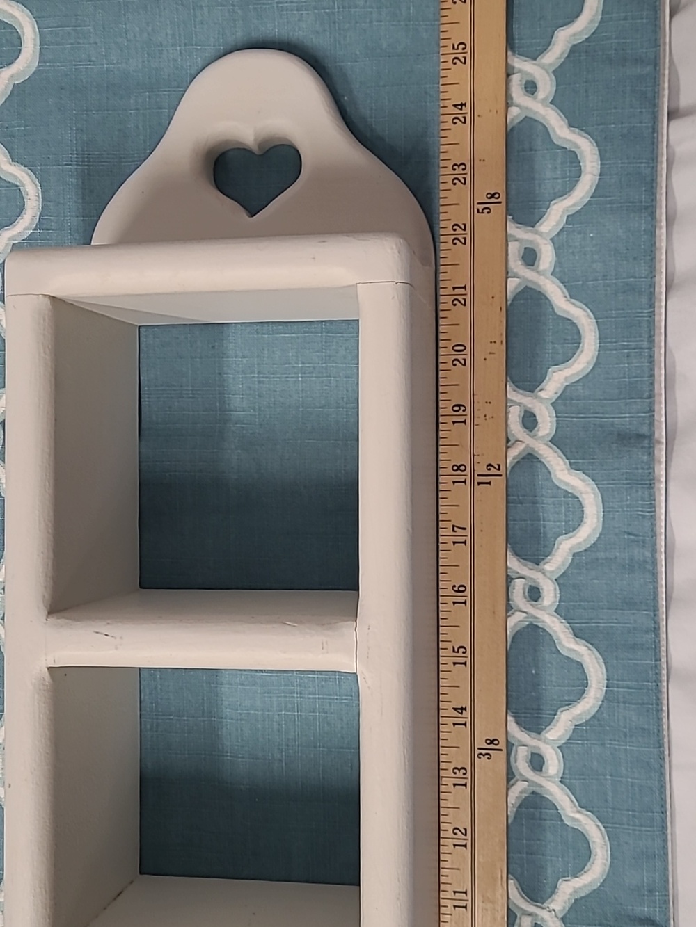 Shabby Chic White Wooden Wall Shelf with Heart Accent - Home Wall Decor - Picture 7 of 7